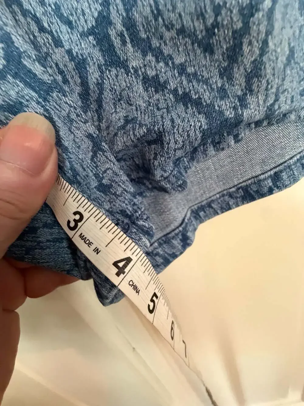 COLOUR by Cotton On Blue Abstract Geometric Print Denim Shorts Size 8 (US)